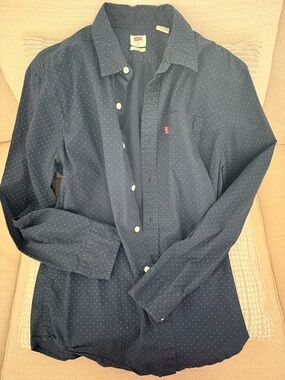 Levi's Navy with White Microdot Button-Up Shirt